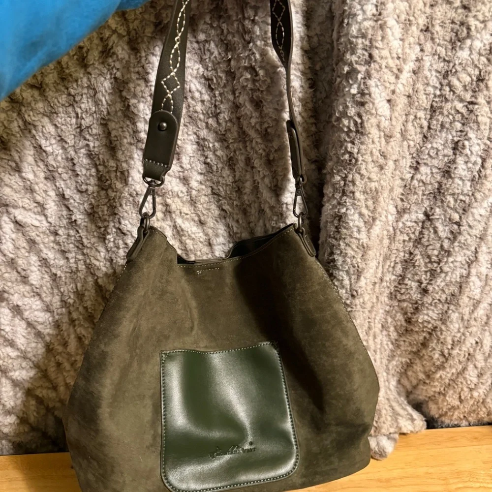 Fringe Suede Shoulder Bag in Olive Green